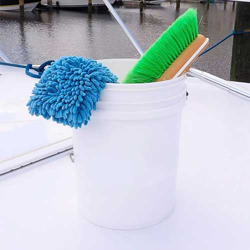 clean nettoyage brosse.jpg