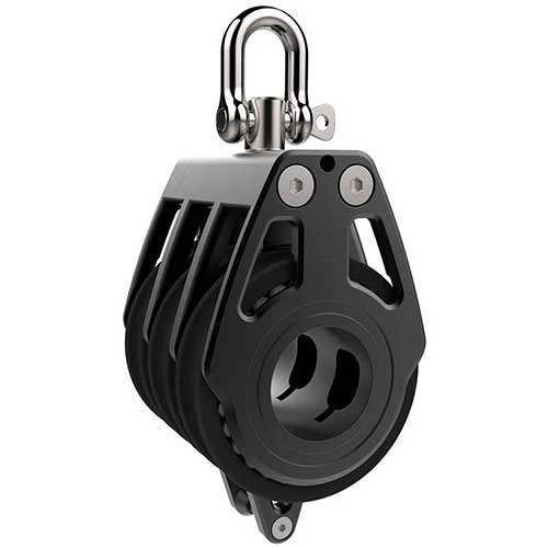 Lewmar Racing - détail poulie triple avec ringot 80 mm